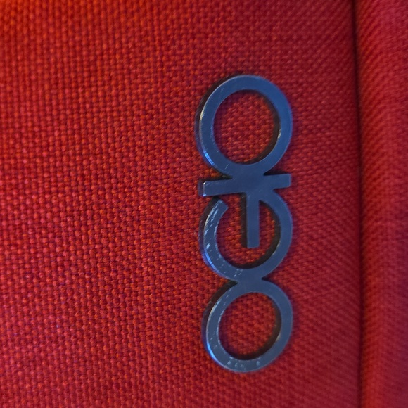 OGIO Brooklyn Tablet Purse Red Crossbody Bag with Button Detail EUC - Picture 2 of 11